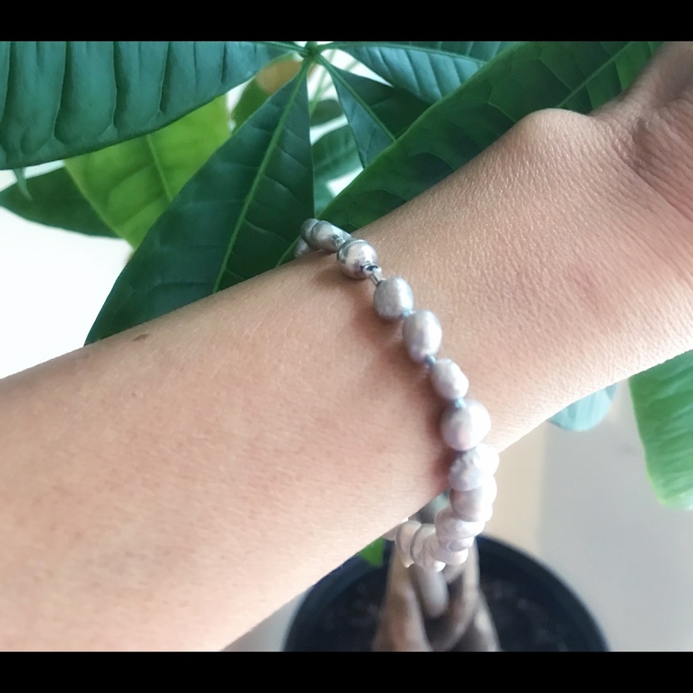 Grey Pearl bracelet - Picture 5 of 6